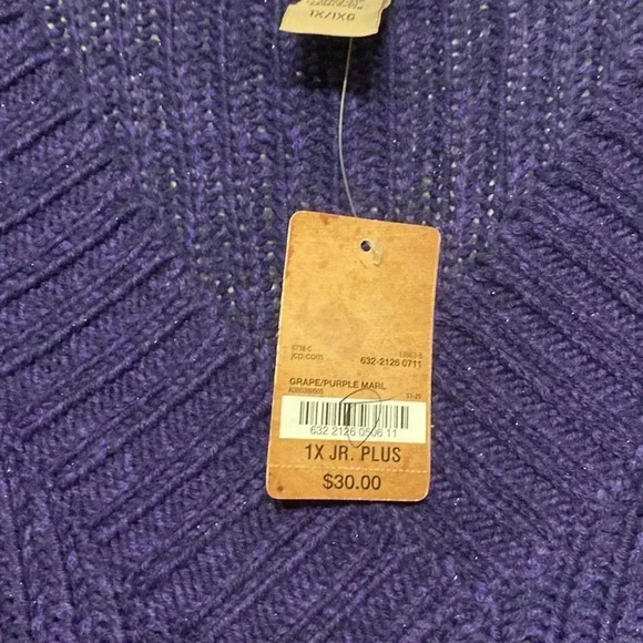 Arizona Grape Purple Sweater  size 1XJr Plus NWT - Picture 3 of 7